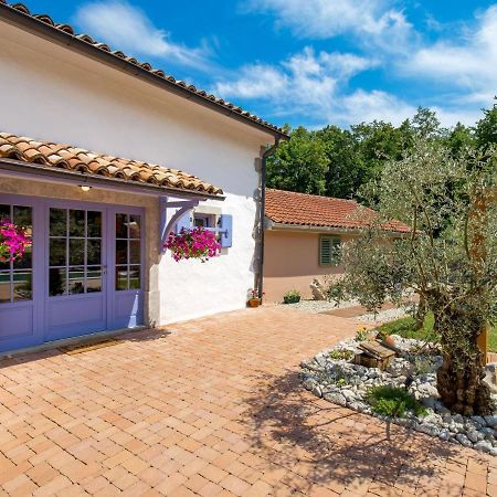 Holiday Home Villa Antonio Jurdani Exterior foto