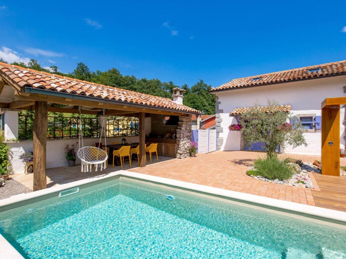 Holiday Home Villa Antonio Jurdani Exterior foto
