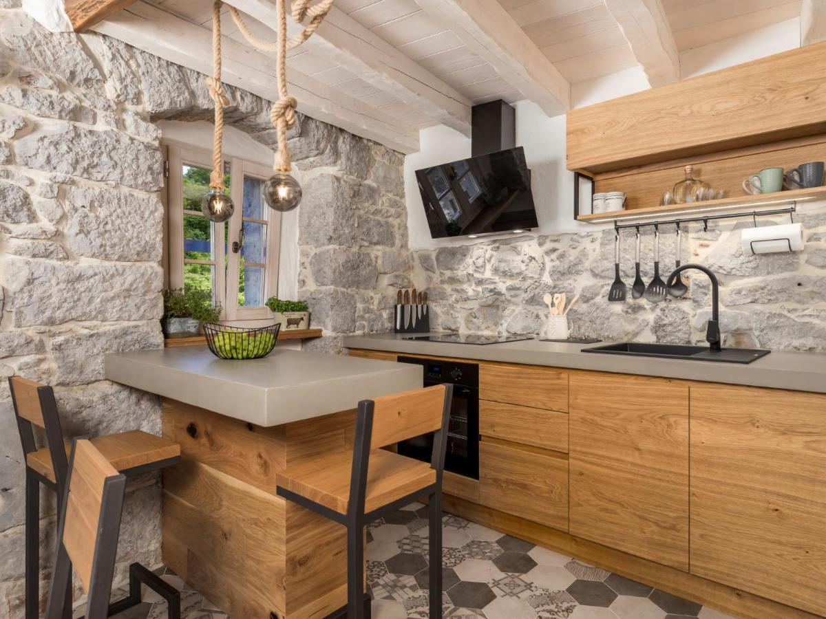 Holiday Home Villa Antonio Jurdani Exterior foto